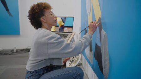 Amy Sherald in “Everyday Icons”